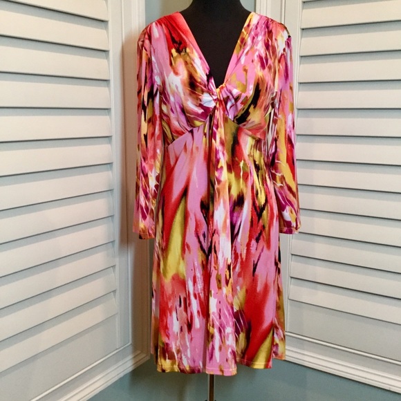 Sunny Leigh Dresses & Skirts - ✨CLEARANCE✨ NWT, Abstract Print Dress, Medium